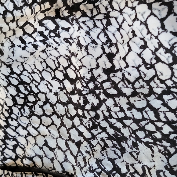 Top - Picture 3 of 5